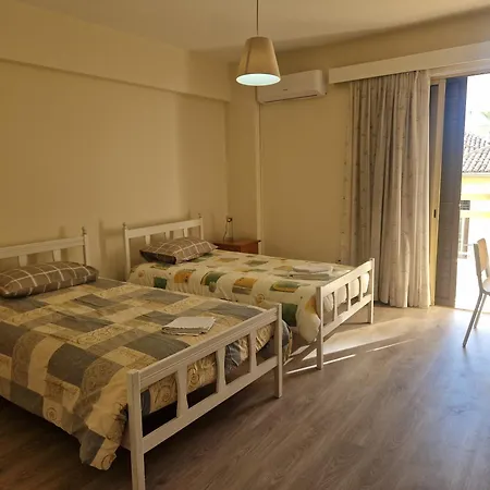 Urban Nest - Spacious 2br Апартаменты Никосия