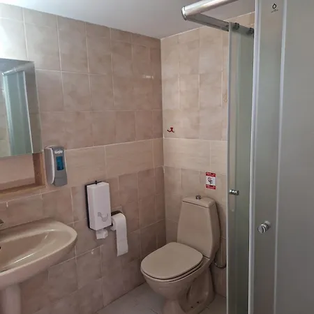 Urban Nest - Spacious 2br Apartment