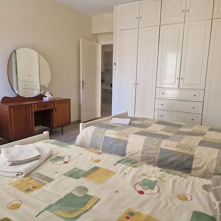 Urban Nest - Spacious 2br 公寓 尼科西亚