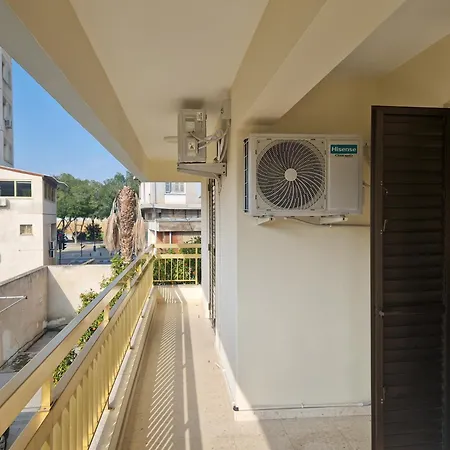 Apartment Urban Nest - Spacious 2br Nicosia