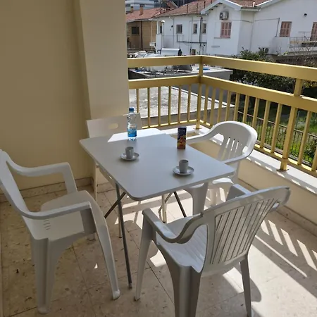 Urban Nest - Spacious 2br Апартаменты